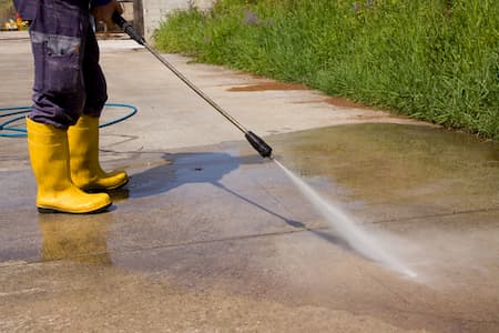 Types of pressure washers