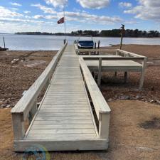 Dock Staining 10